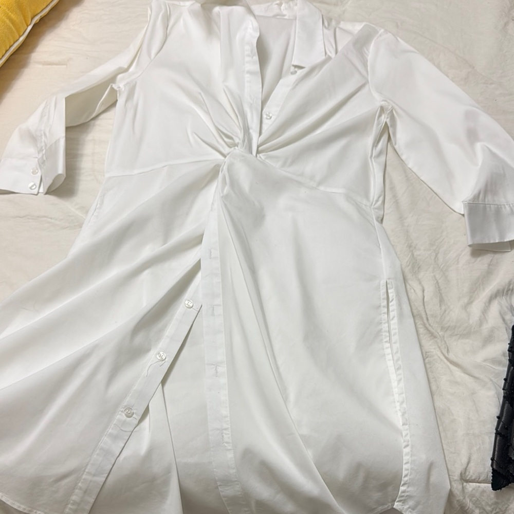 New York & Company White Twist Front Blouse